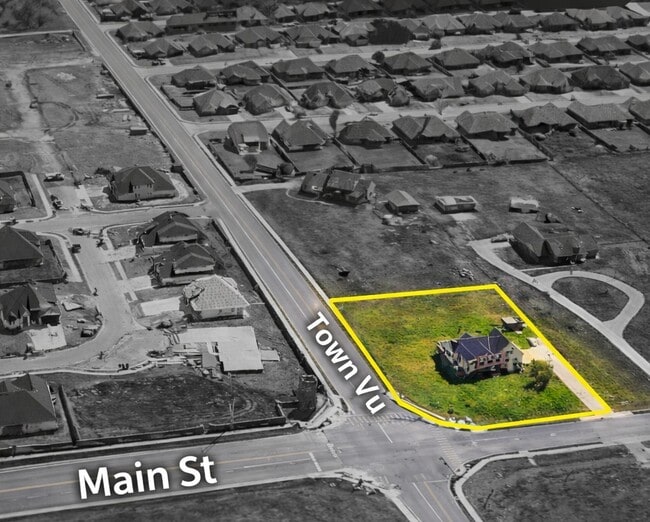 Photo - 1092 N Main St