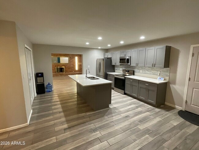 Photo - 2320 E Wier Ave