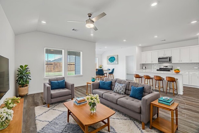 Photo - 20550 Fourier Dr