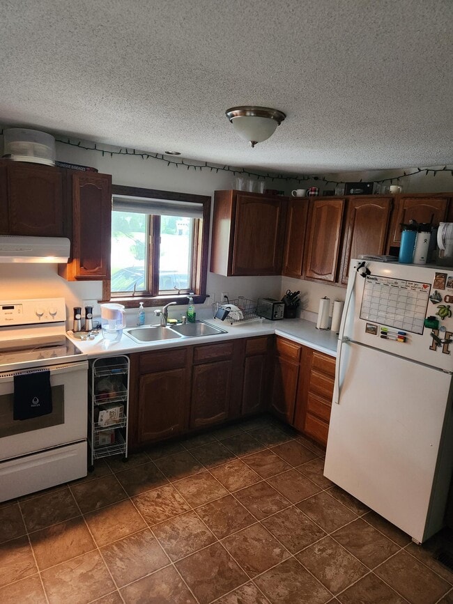 15 Shannon Dr Unit 2