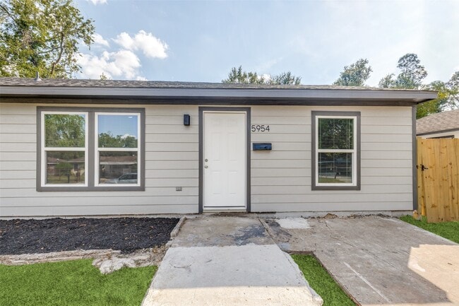 Photo - 5954 Belneath St