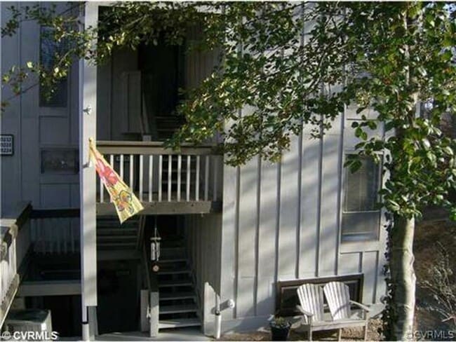 Building Photo - Two bedroom condo