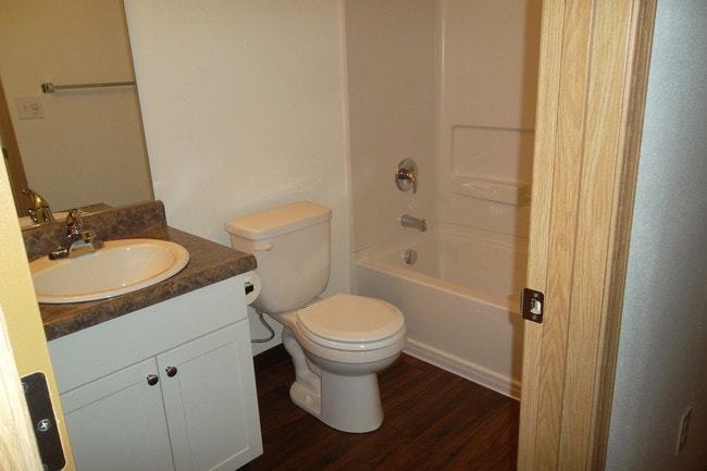 Photo - CLEVELAND STATION APTS