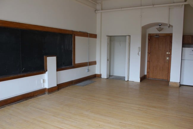 Merritt School Apartments