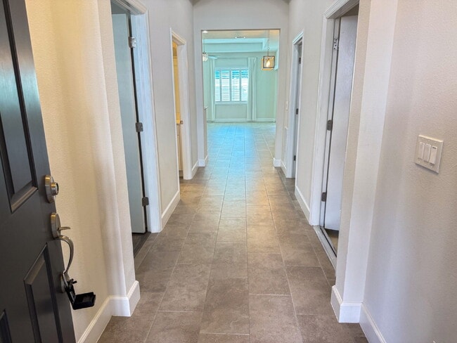 Photo - Elegant  2 bed, 2 bath Villa in BridgeWate...