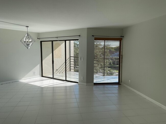 Photo - 5751 Camino Del Sol Unit 403