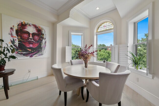 Photo - 294 Commonwealth Ave Unit 2