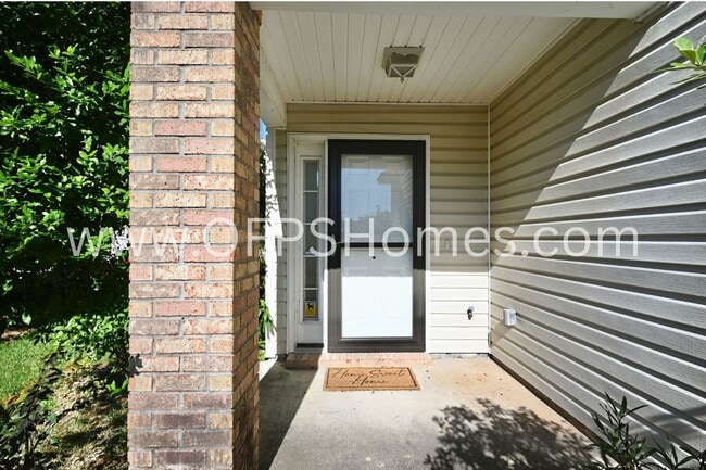 Photo - 933 Scenic Oak Ln