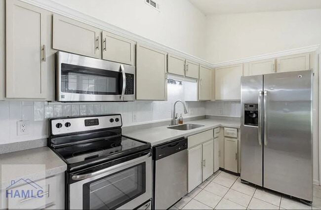 Photo - 664 Windhaven Dr