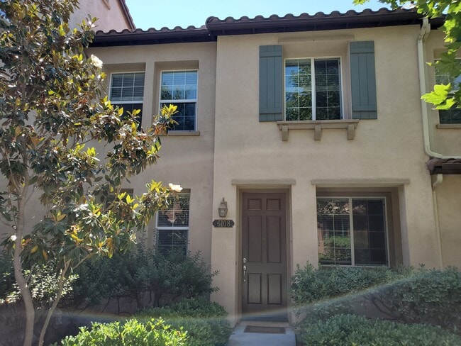 Photo - 6108 Alida Row