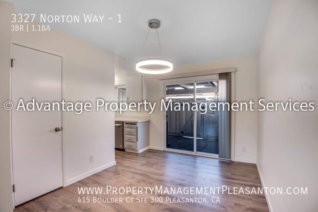 Photo - 3327 Norton Way Unidad 1