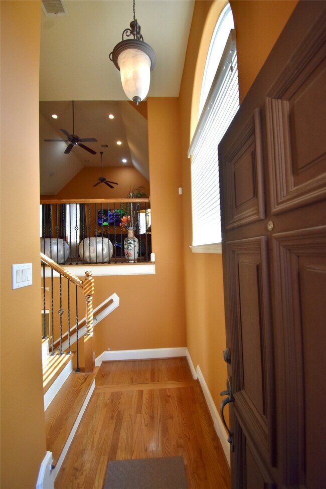 Photo - 326 Gregg St