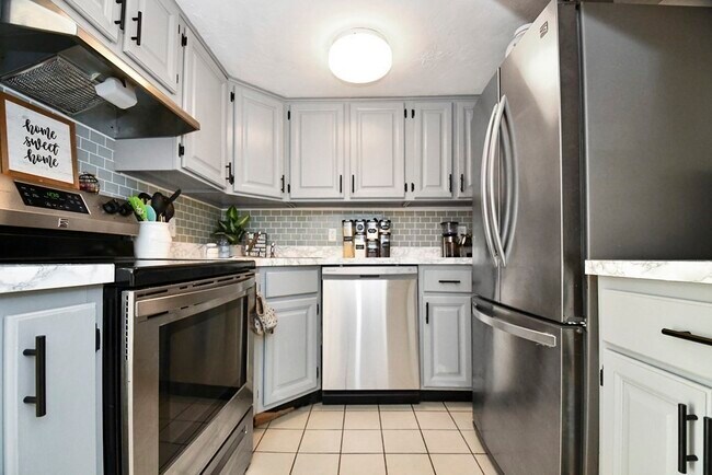 Photo - 200 Falls Blvd Unit A308