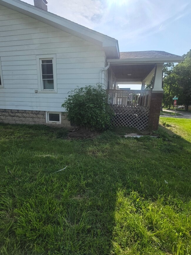 Photo - 1705 E N St
