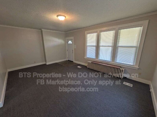 Photo - 1530 W Barker Ave