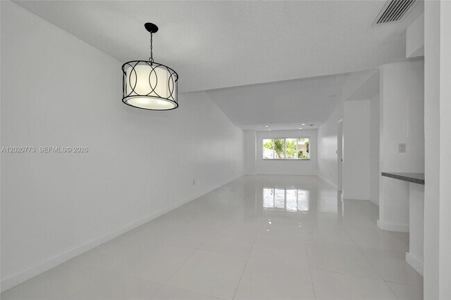 Photo - 6720 NW 174th Terrace Unit F-18