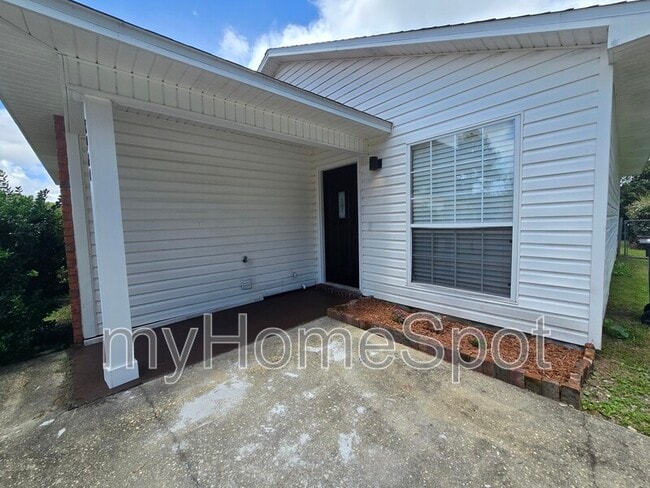 Photo - 8900 Forest Oak Dr