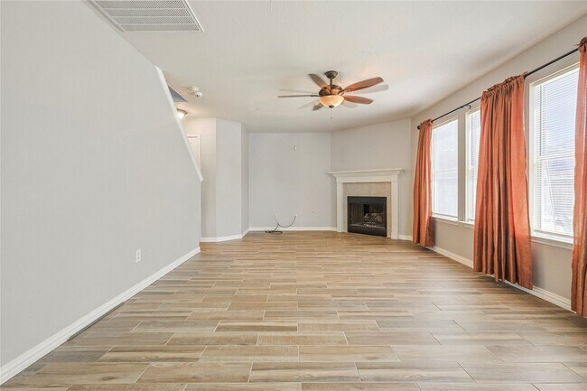 Photo - 3202 Starbridge Park Ln