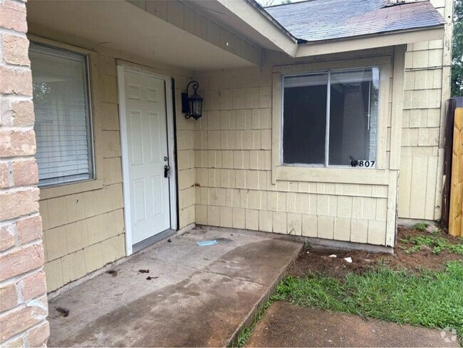 Building Photo - 17807 Northway Ct Rental