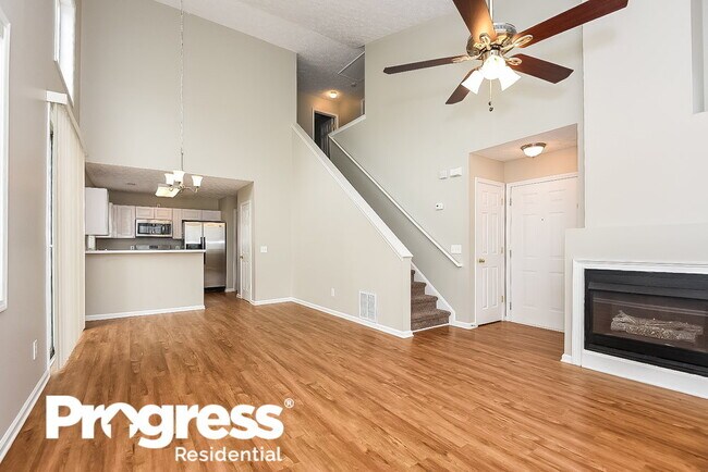 Photo - 160 Windcroft Cir NW