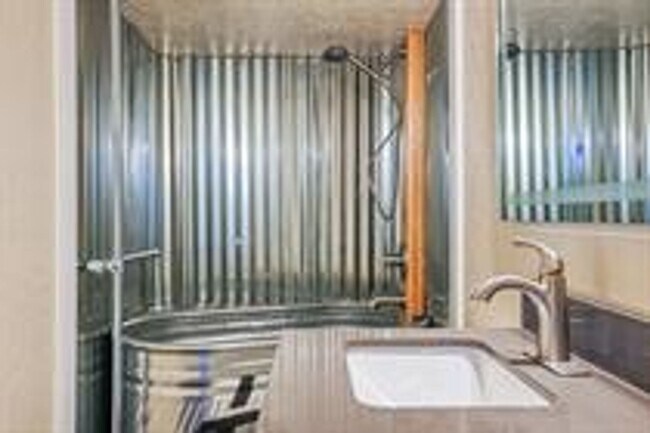 Photo - 255 1st Ave E N Unit 3