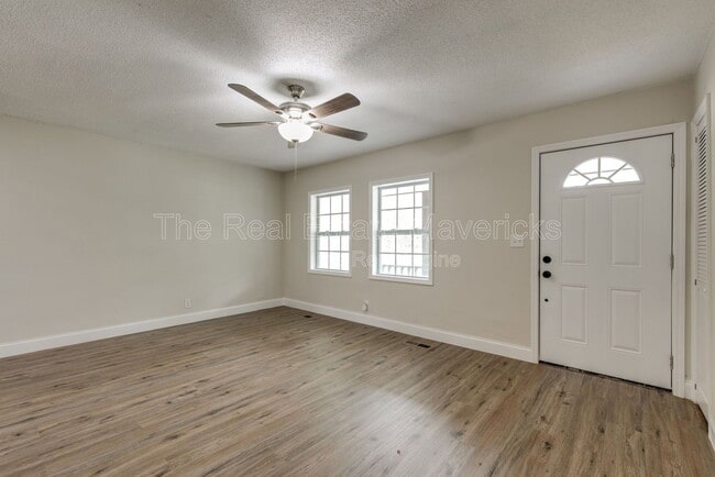 Photo - 1104 Indian Ave