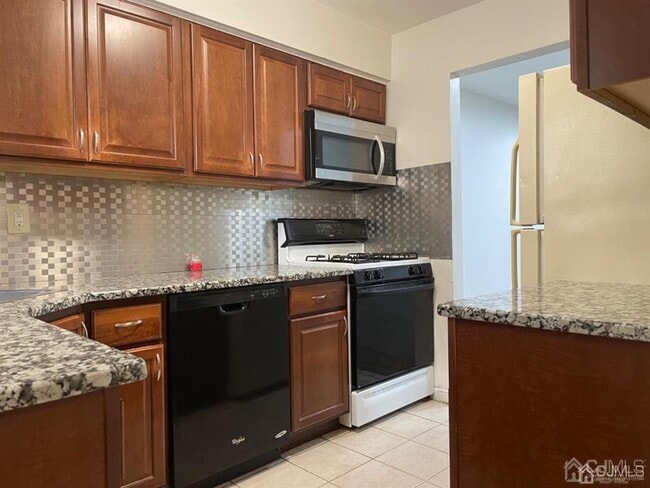 Building Photo - 115 Redbud Rd Rental