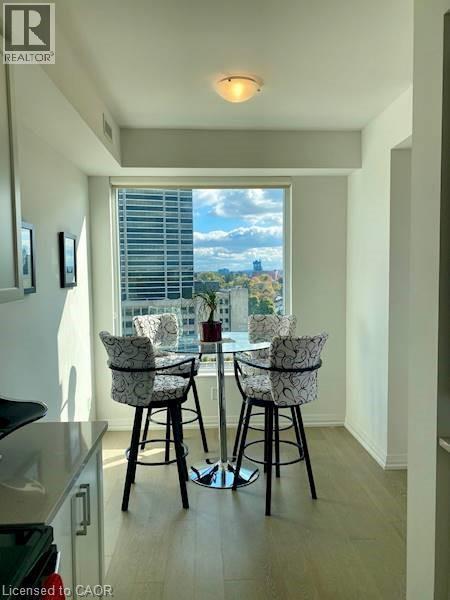 Photo - 155 Caroline St S Unit 1109