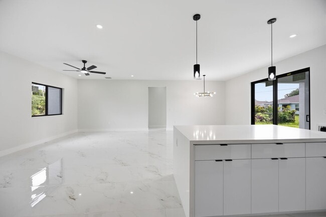 Photo - 1299 Barton Ave