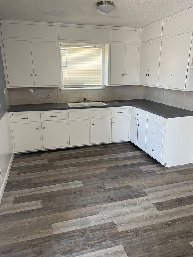 Photo - 1606 22nd St Unidad A