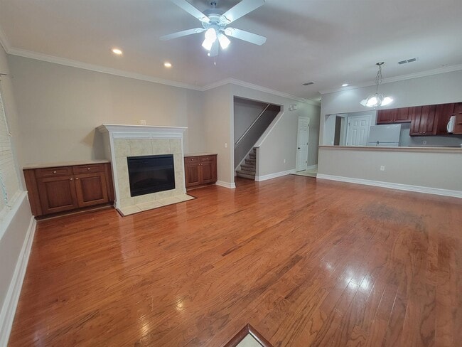 Building Photo - 1517 Crescent Hills Dr Rental