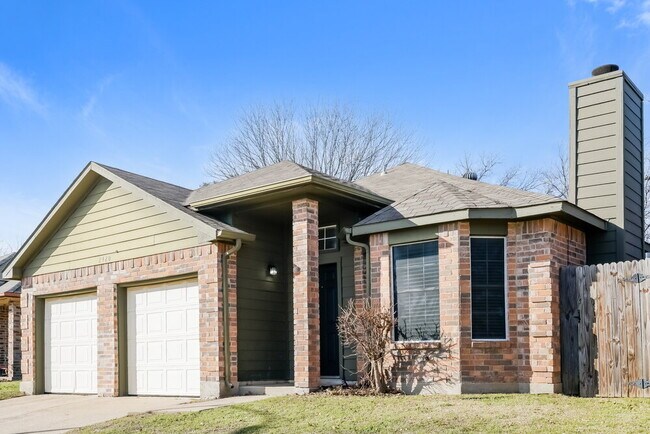 Photo - 8420 Cloverglen Ln