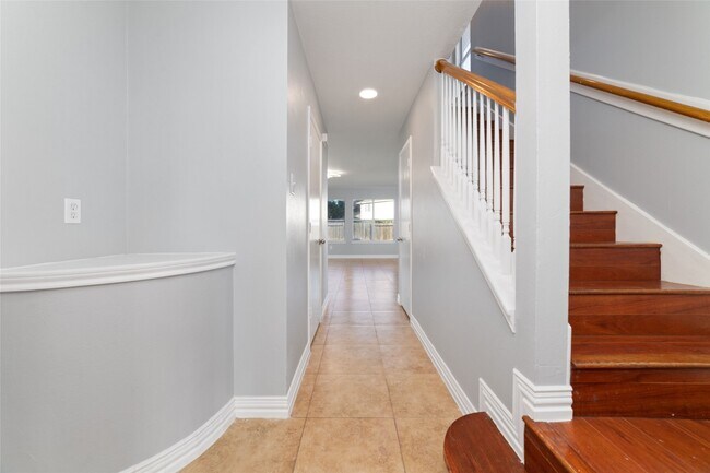 12418 Magnolia Canyon