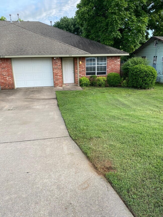 Photo - 2920 W Parnell St