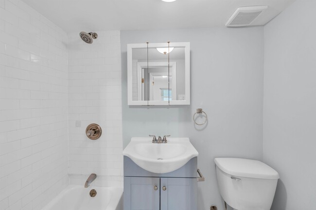 Photo - 217 50th St Unit GF