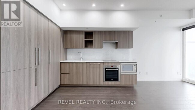 Photo - 19 Bathurst St Unit 3710