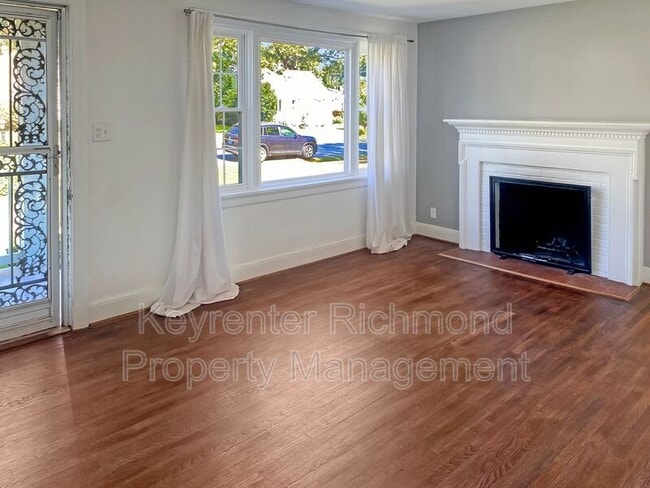 Photo - 2901 Maplewood Rd