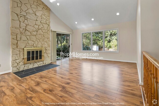Building Photo - Updated Five Bedroom Home In Palisades!