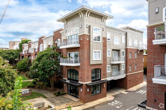 Photo - Dilworth Walk Apartments
