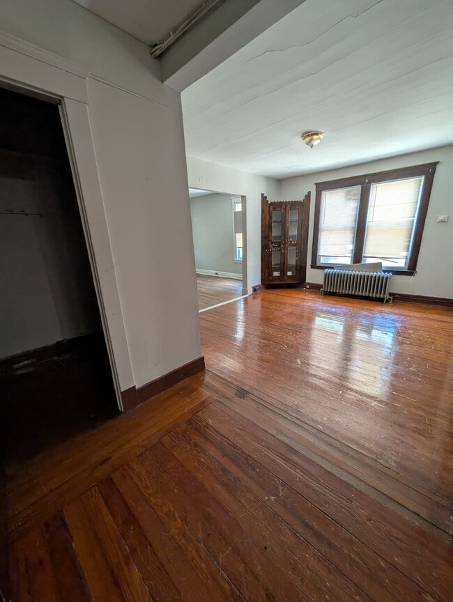 Photo - 24 Hallock Ave Unit 3