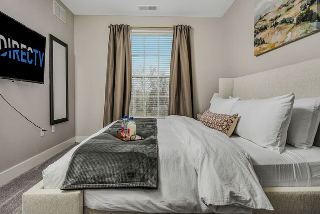 Photo - 475 Oak St Unidad ID1257780P