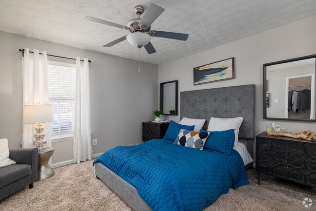 2BR, 2BA - 1,060SF - Master Bedroom