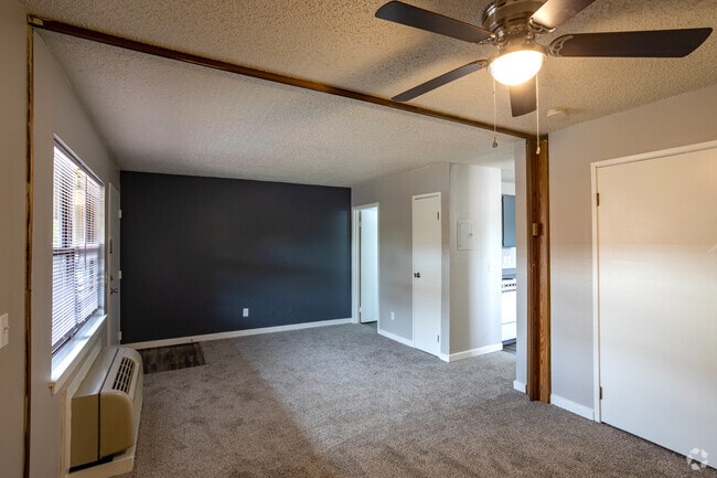 Studio - 450SF