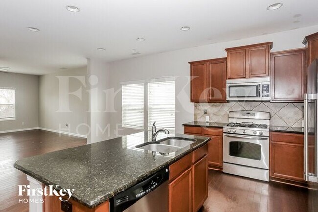 Photo - 6906 Barefoot Forest Dr