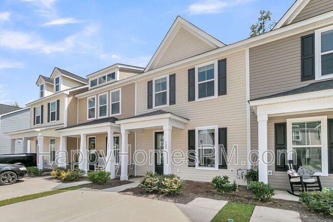 Building Photo - 523 Green Fern Dr Rental