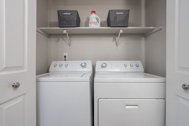 Conexiones para lavadora y secadora - Autumn Ridge