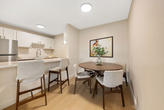 Photo - Breckenridge Apartments