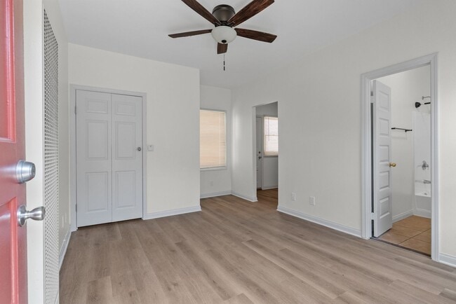 Building Photo - 526 Magnolia Ave Rental