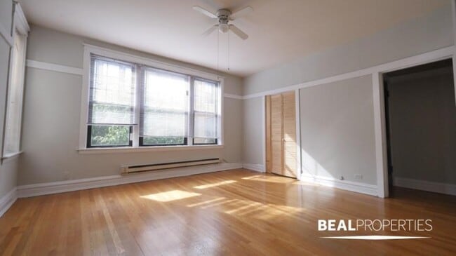 Building Photo - 0 bedroom in CHICAGO IL 60657 Unit A2