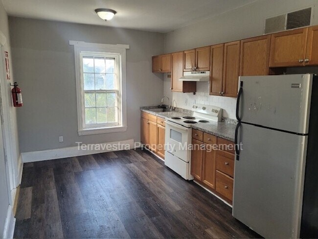 Photo - 63 W Broadway Unit B